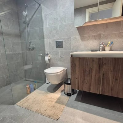 Location d’un appartement meublé et lumineux de 3 pièces, 73 m², Belgrade, Serbie